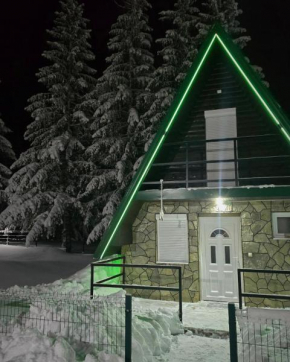 Vikendice Ana